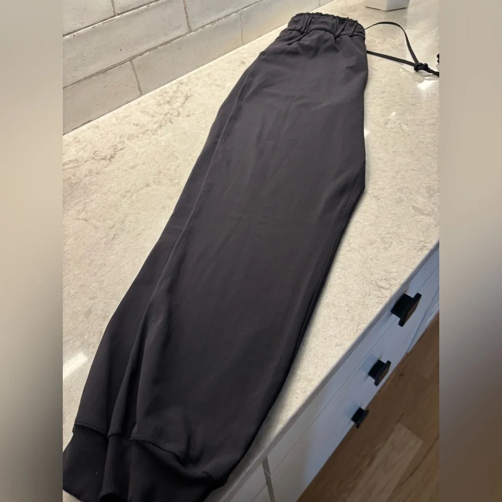 Lululemon Joggers - Picture 3 of 4